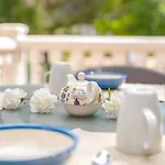 فيلة Montgo View